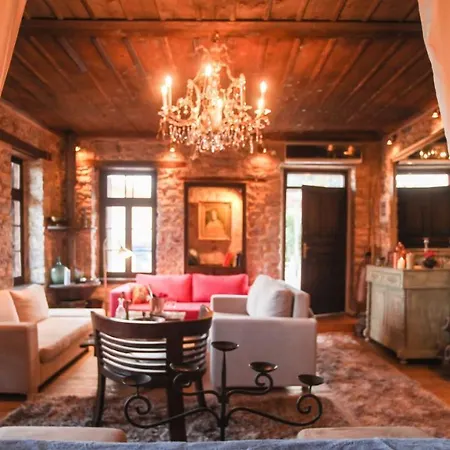 65 - Antique Luxury 65sq.m. *